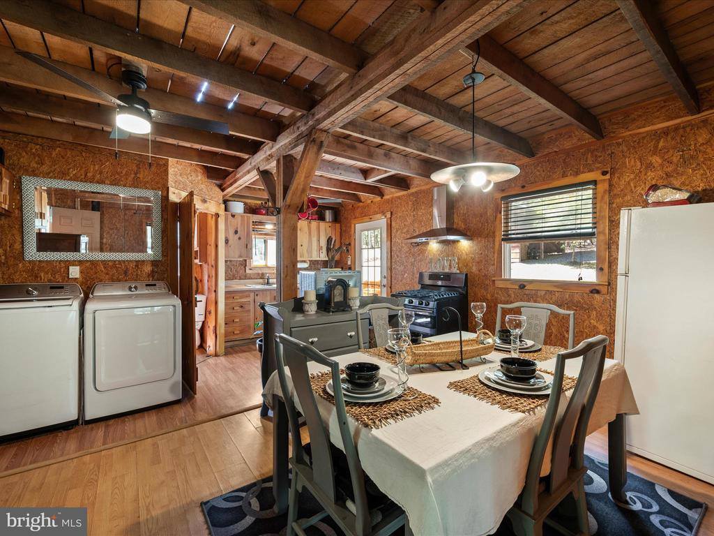 454 Wild Turkey Trail, Augusta, WV 26704