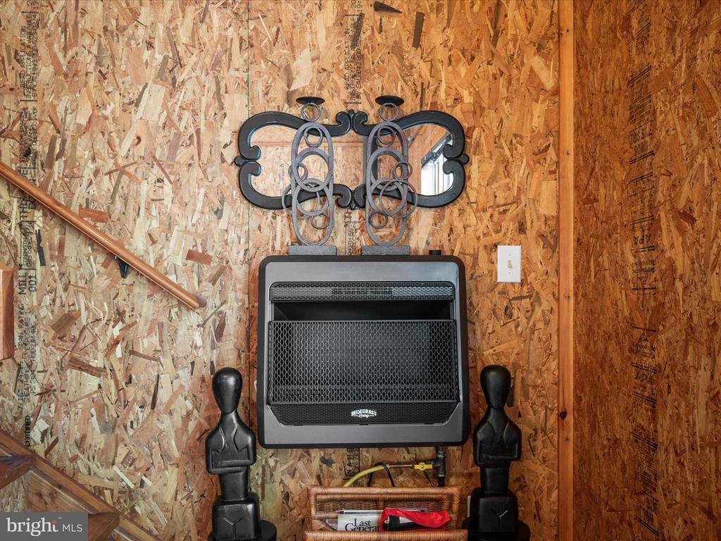 454 Wild Turkey Trail, Augusta, WV 26704