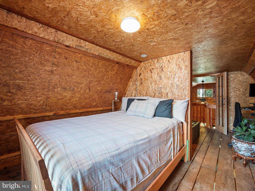 454 Wild Turkey Trail, Augusta, WV 26704