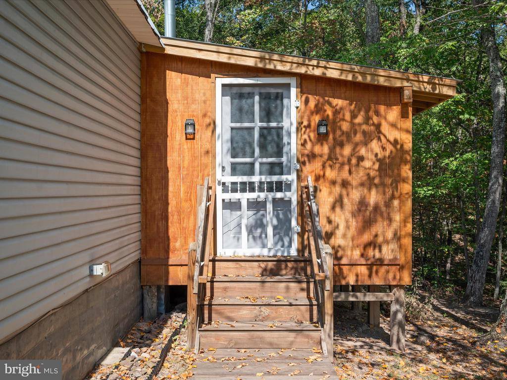 454 Wild Turkey Trail, Augusta, WV 26704