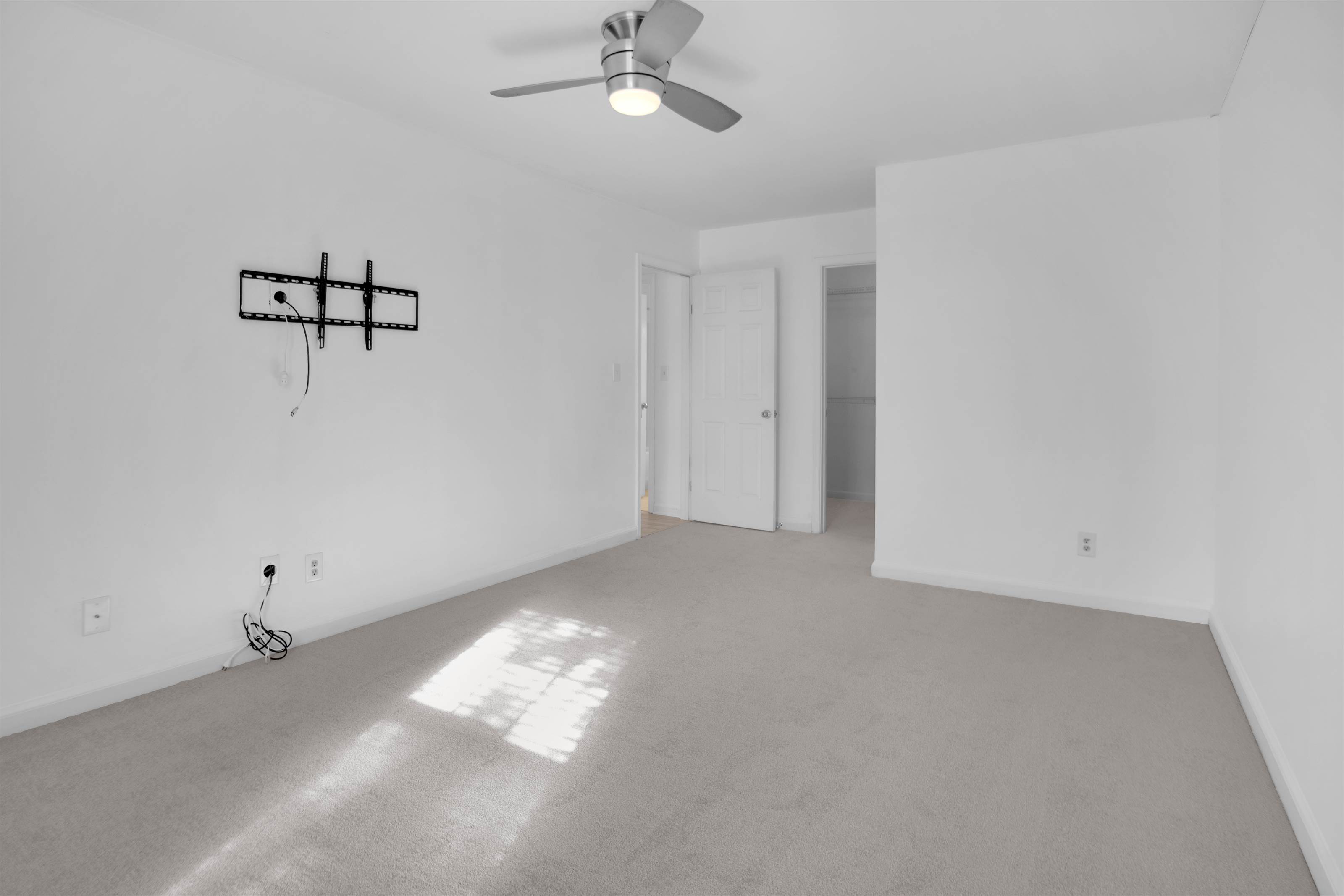 111 High Street, Portsmouth, VA 23704