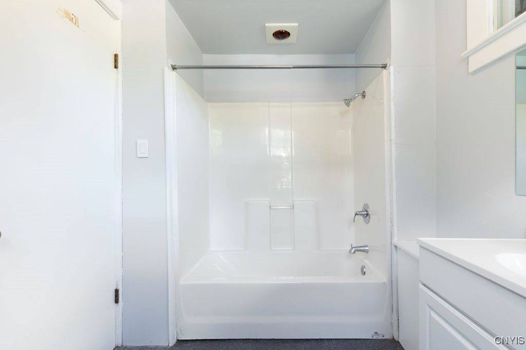 143 Highland Avenue, Syracuse, NY 13203