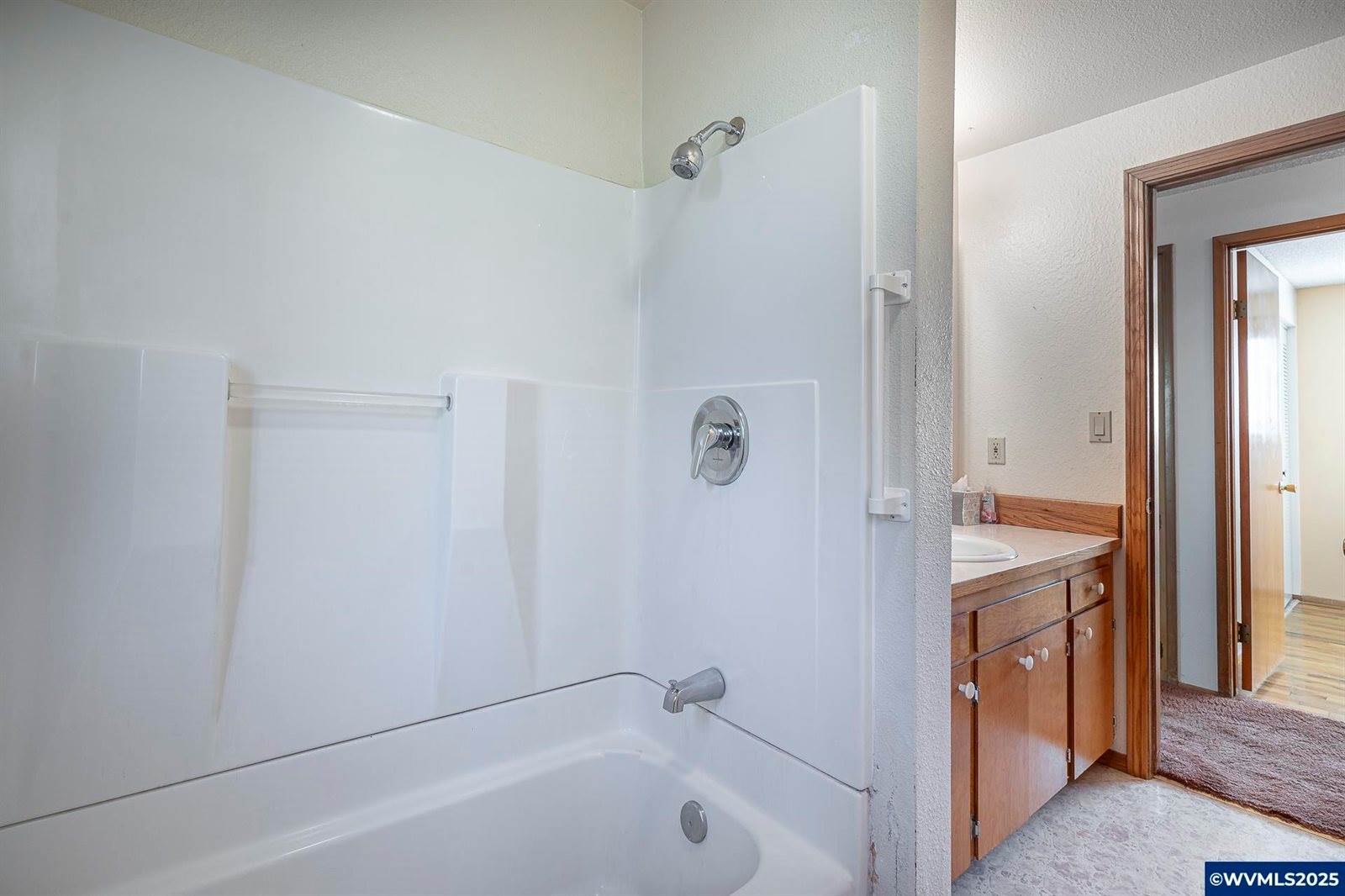 651 NE Sherwood, Corvallis, OR 97330