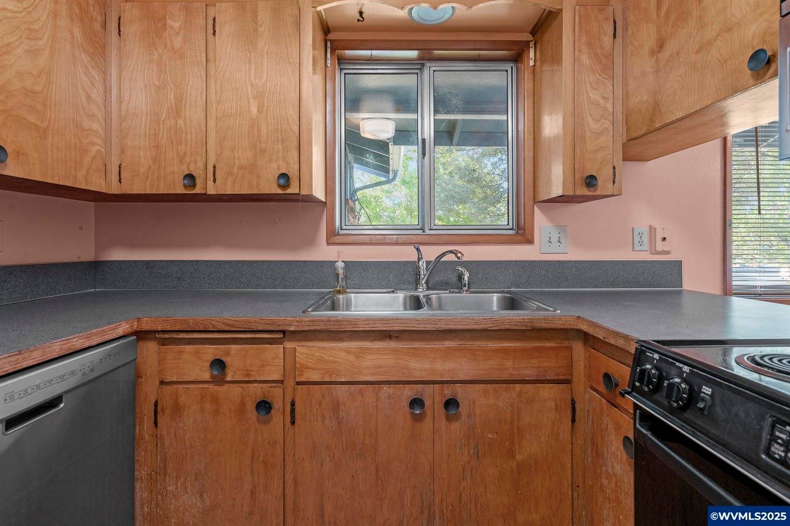 651 NE Sherwood, Corvallis, OR 97330