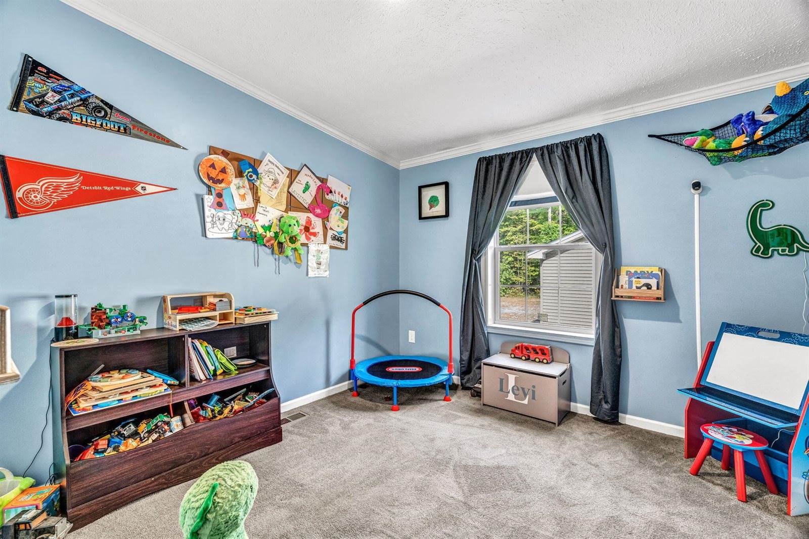 4685 Kennebec Road, Dixmont, ME 04932