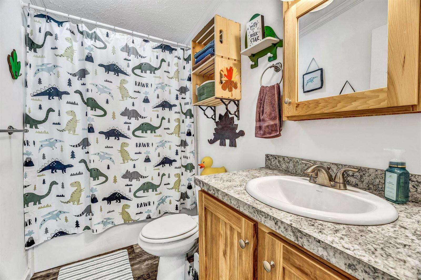 4685 Kennebec Road, Dixmont, ME 04932