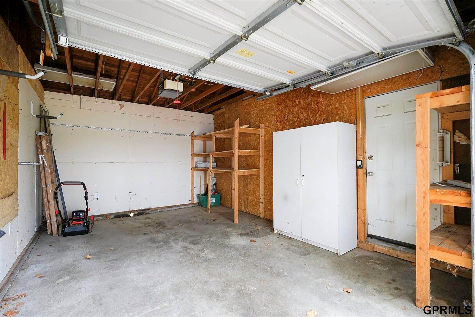 8217 Boyd Street, Omaha, NE 68134