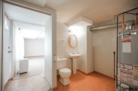 8217 Boyd Street, Omaha, NE 68134