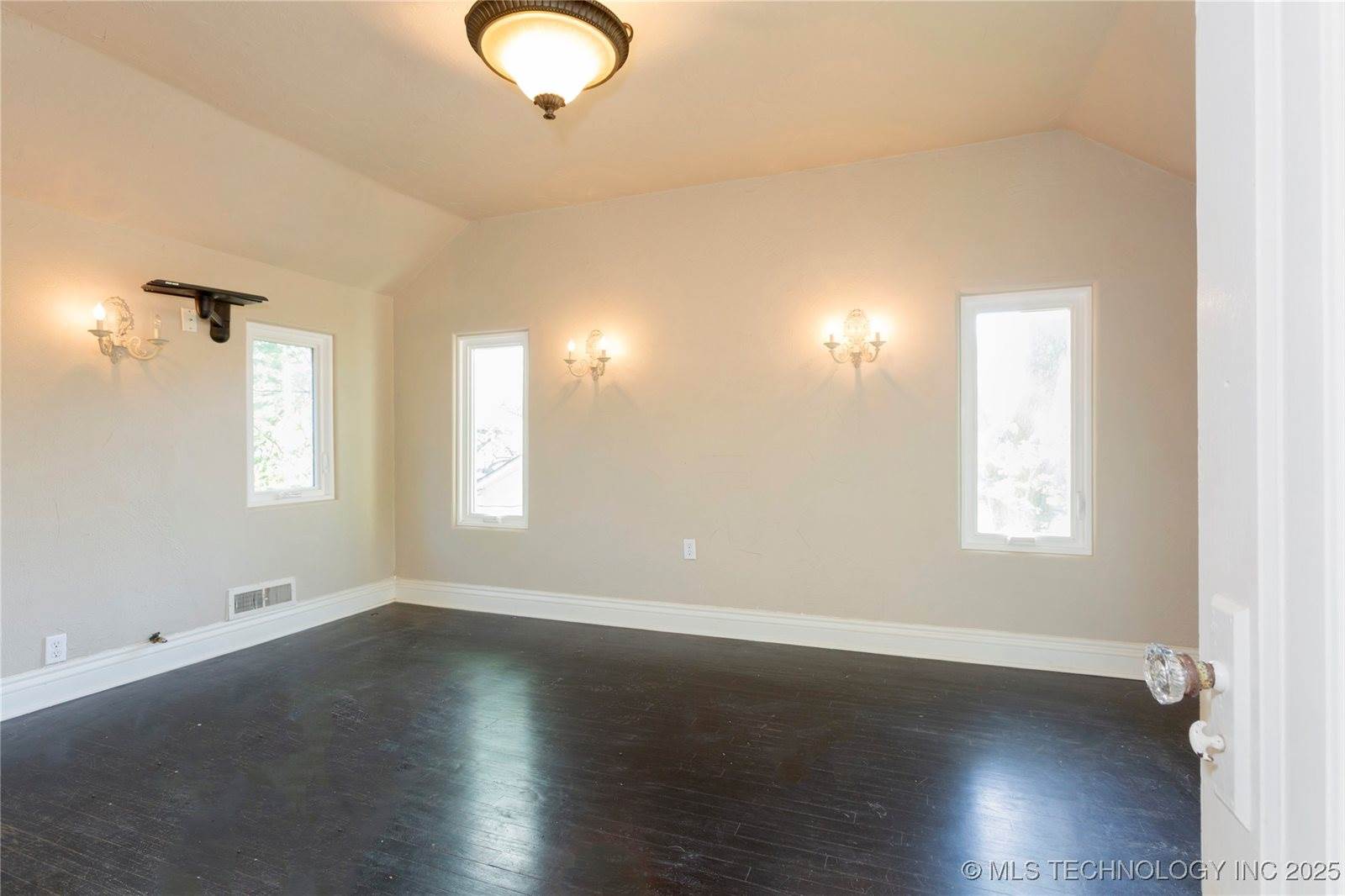 602 East Comanche Street, McAlester, OK 74501