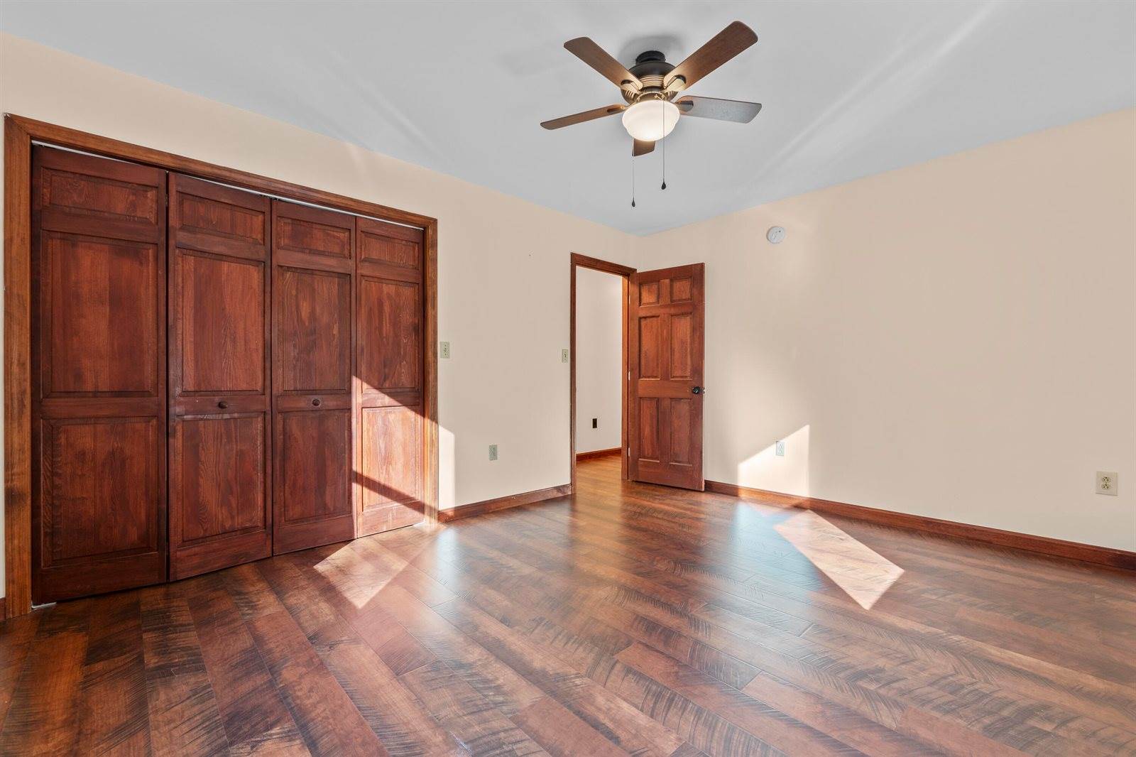 16 Chantal Drive, Sidney, ME 04330