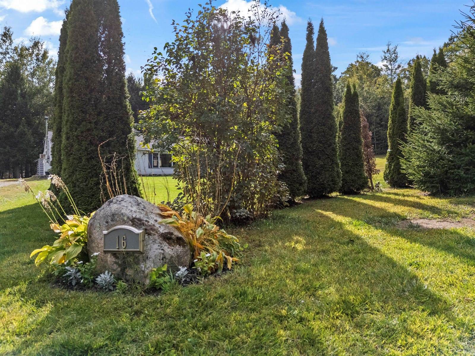 16 Chantal Drive, Sidney, ME 04330