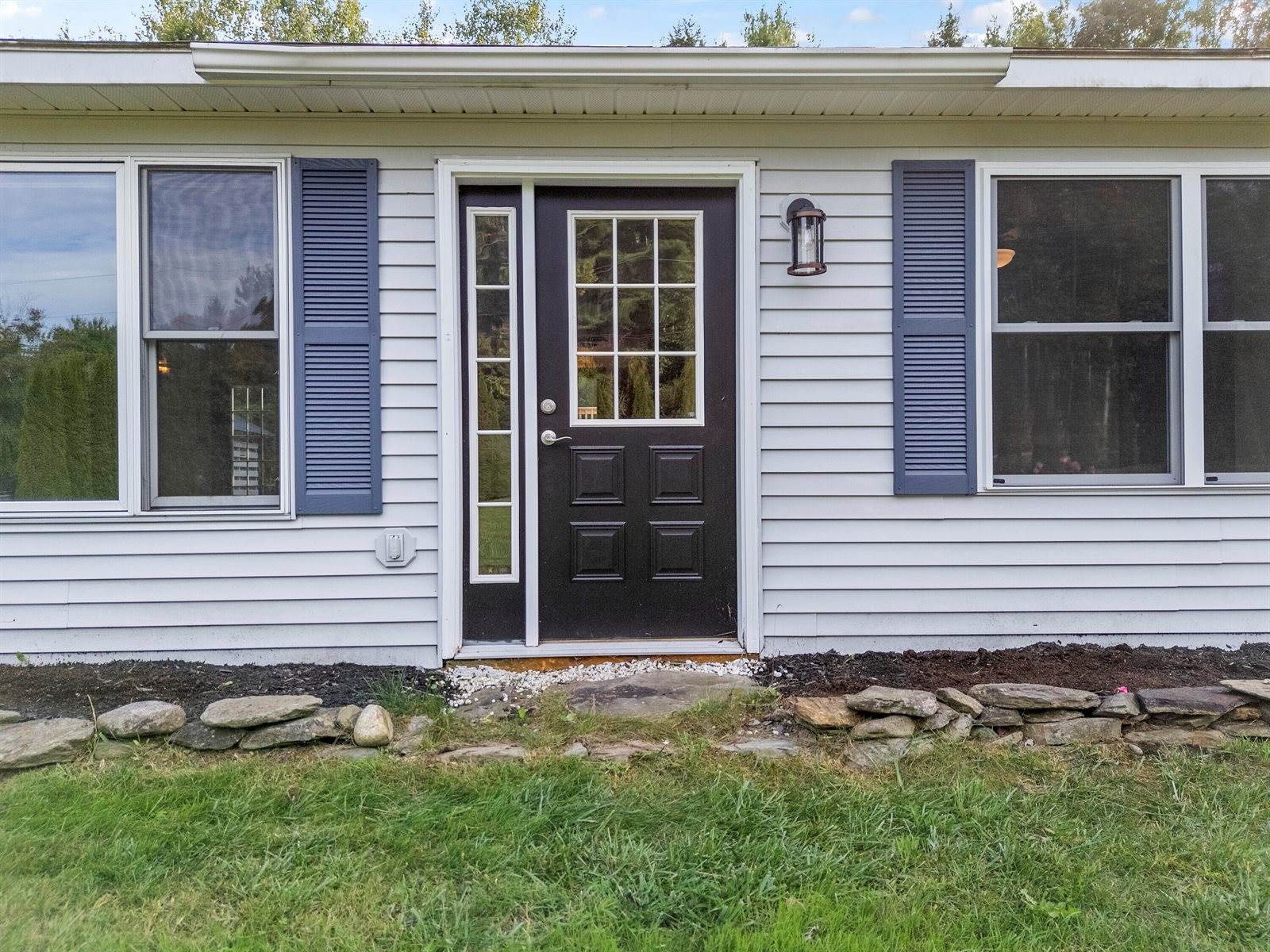 16 Chantal Drive, Sidney, ME 04330