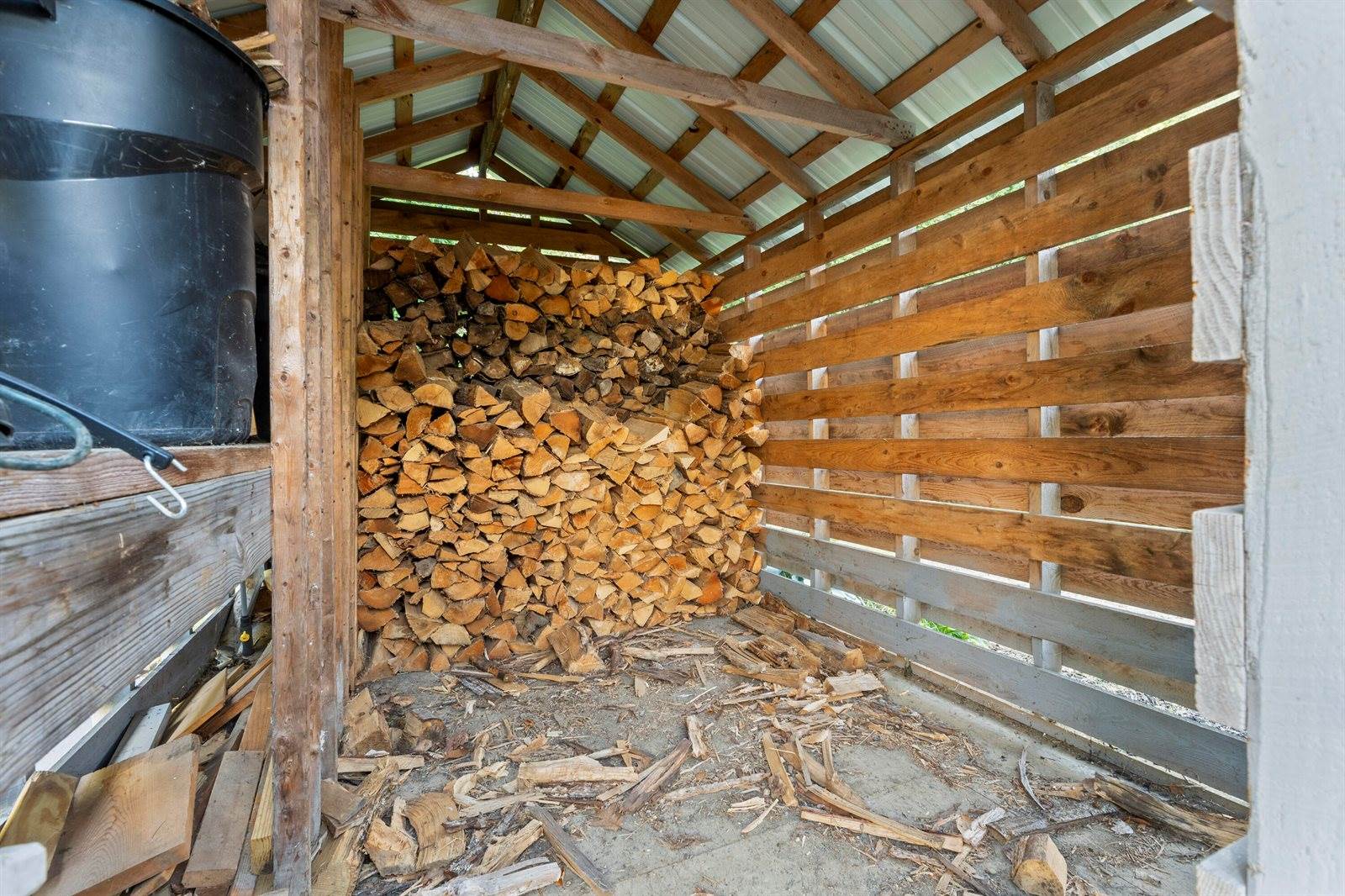 16 Chantal Drive, Sidney, ME 04330