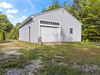 16 Chantal Drive, Sidney, ME 04330