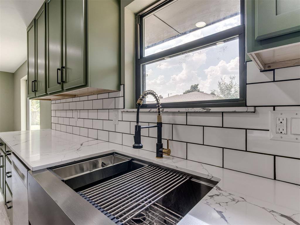 11605 Kings Circle, Oklahoma City, OK 73162