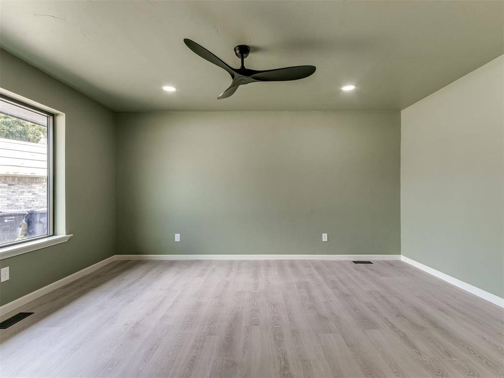 11605 Kings Circle, Oklahoma City, OK 73162