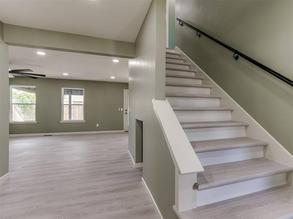 11605 Kings Circle, Oklahoma City, OK 73162