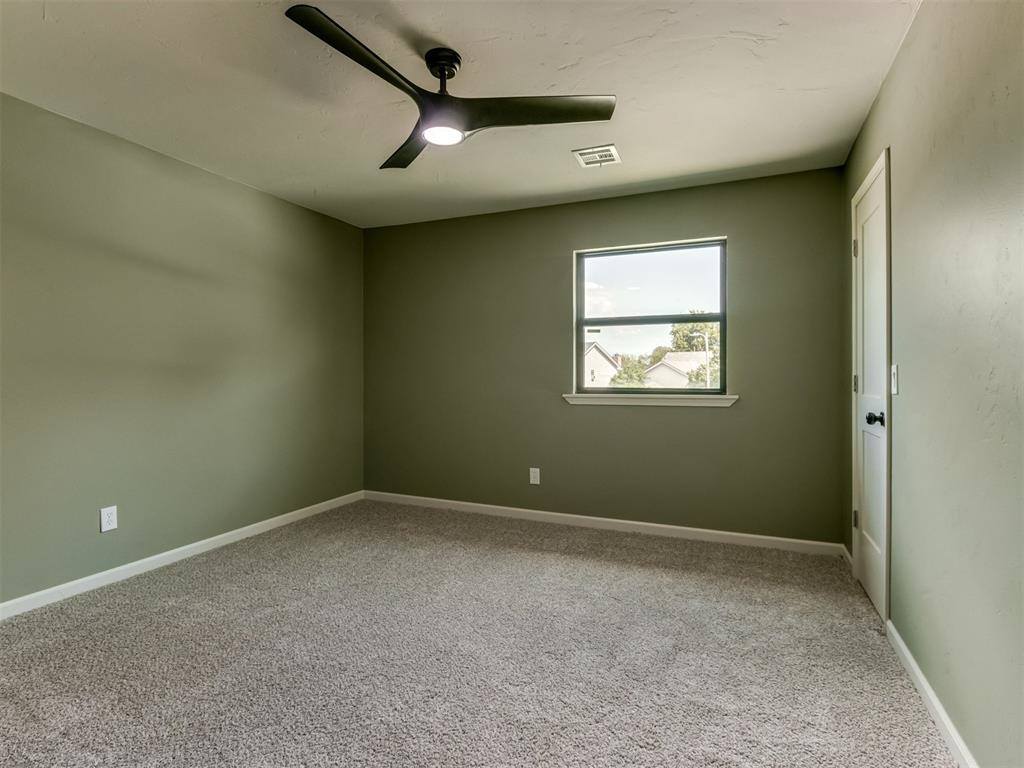 11605 Kings Circle, Oklahoma City, OK 73162