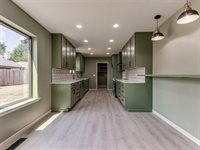 11605 Kings Circle, Oklahoma City, OK 73162