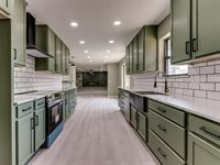 11605 Kings Circle, Oklahoma City, OK 73162