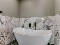 11605 Kings Circle, Oklahoma City, OK 73162