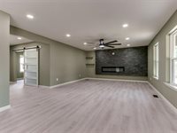 11605 Kings Circle, Oklahoma City, OK 73162