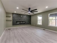 11605 Kings Circle, Oklahoma City, OK 73162