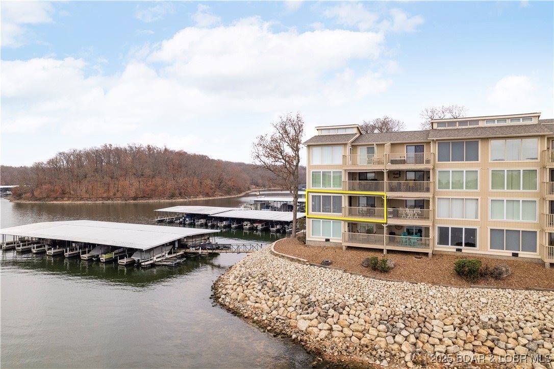 875 Parkside Place, #C206, Osage Beach, MO 65065