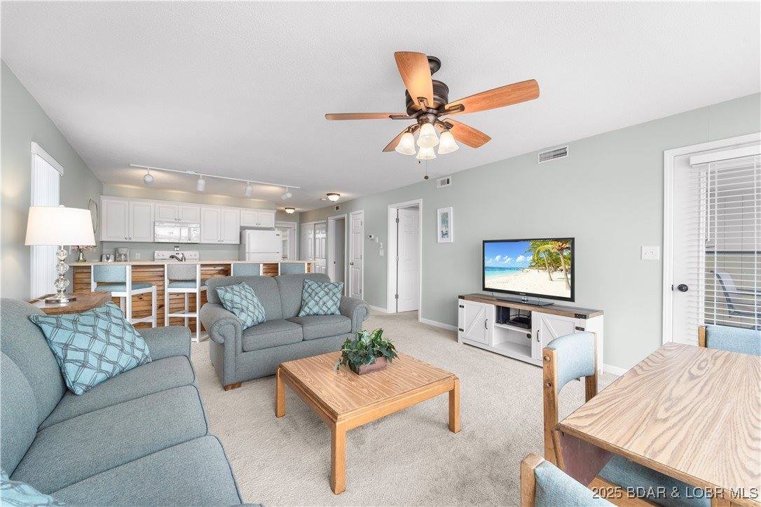 875 Parkside Place, #C206, Osage Beach, MO 65065