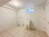 1413 Chatam, Montrose, CO 81401