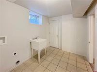 1413 Chatam, Montrose, CO 81401