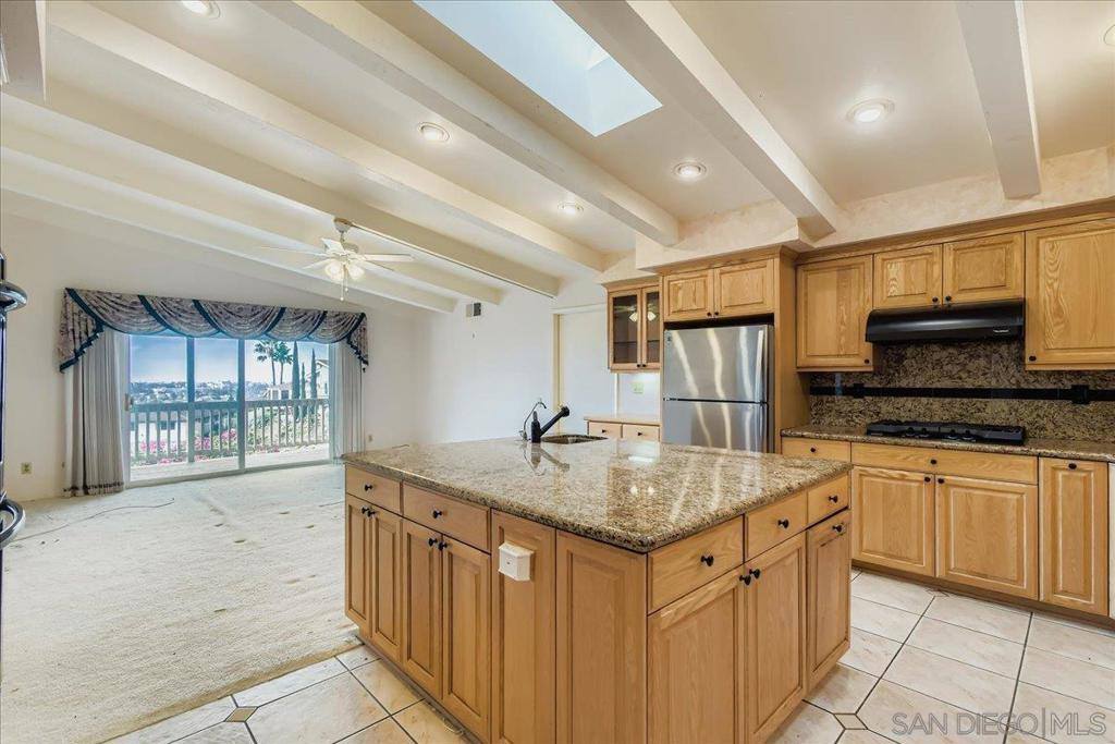 5873 Madra Ave, San Diego, CA 92120