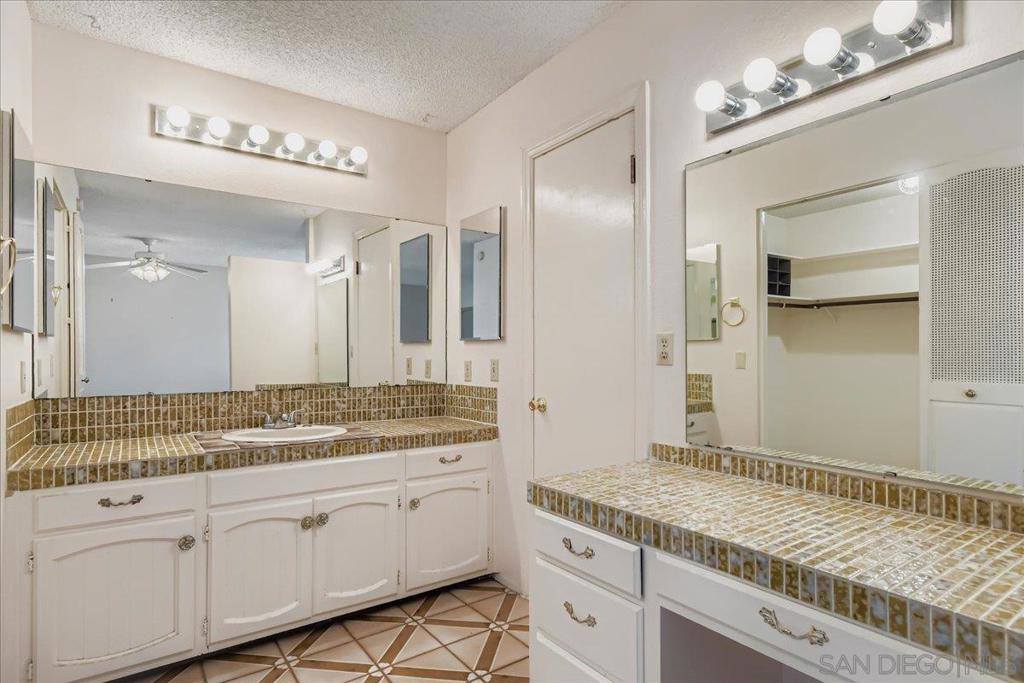 5873 Madra Ave, San Diego, CA 92120