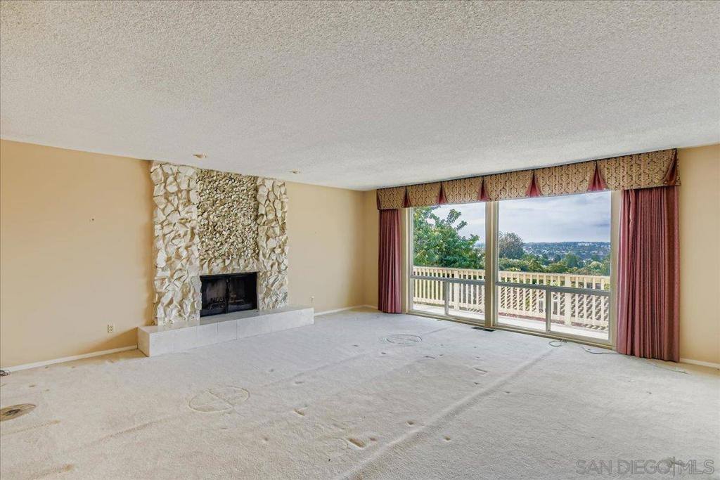 5873 Madra Ave, San Diego, CA 92120