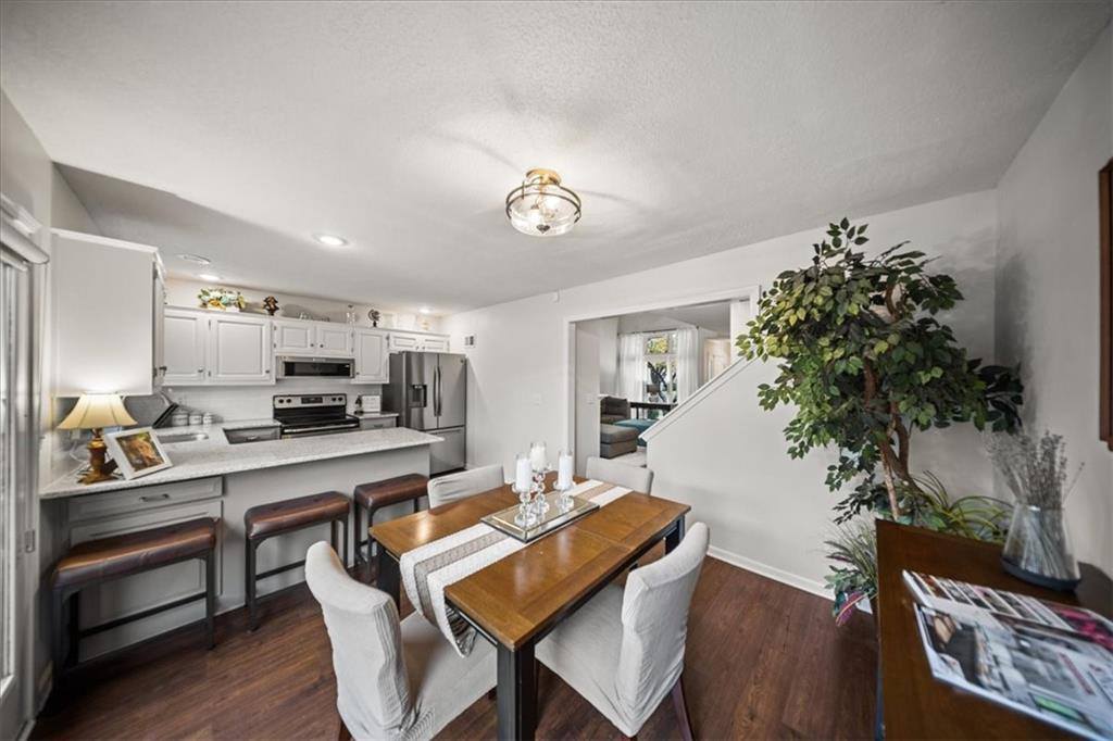 12585 Broadmoor Street, Overland Park, KS 66209