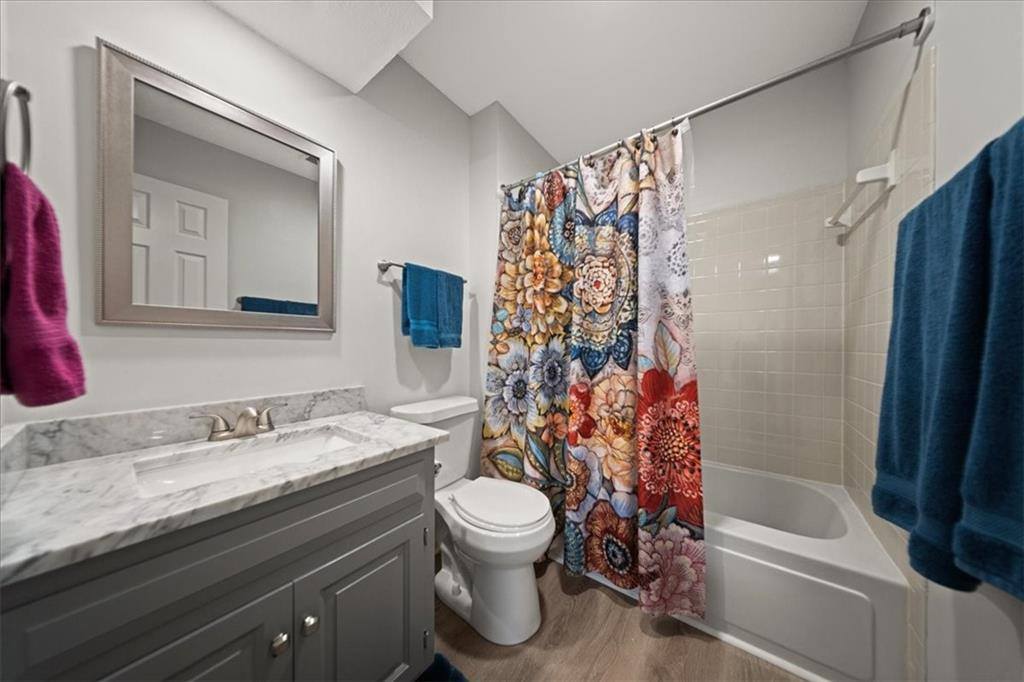 12585 Broadmoor Street, Overland Park, KS 66209