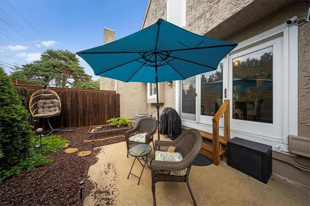 12585 Broadmoor Street, Overland Park, KS 66209