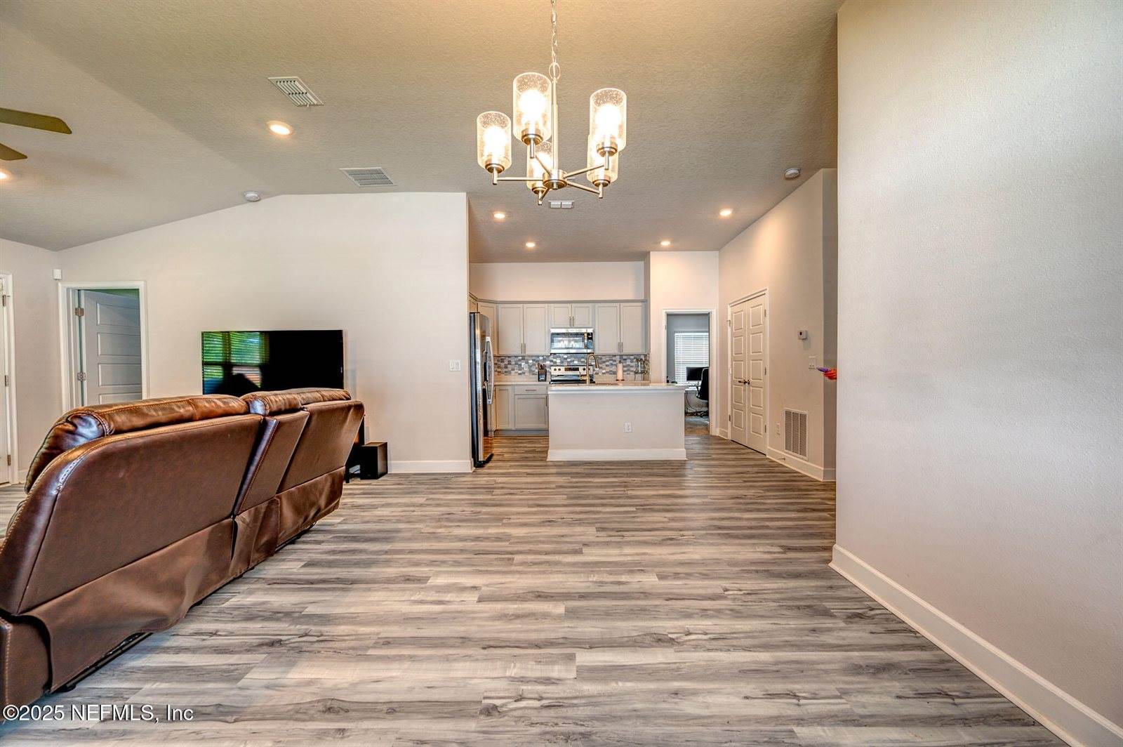 5848 Gilchrist Oaks Court, Jacksonville, FL 32219