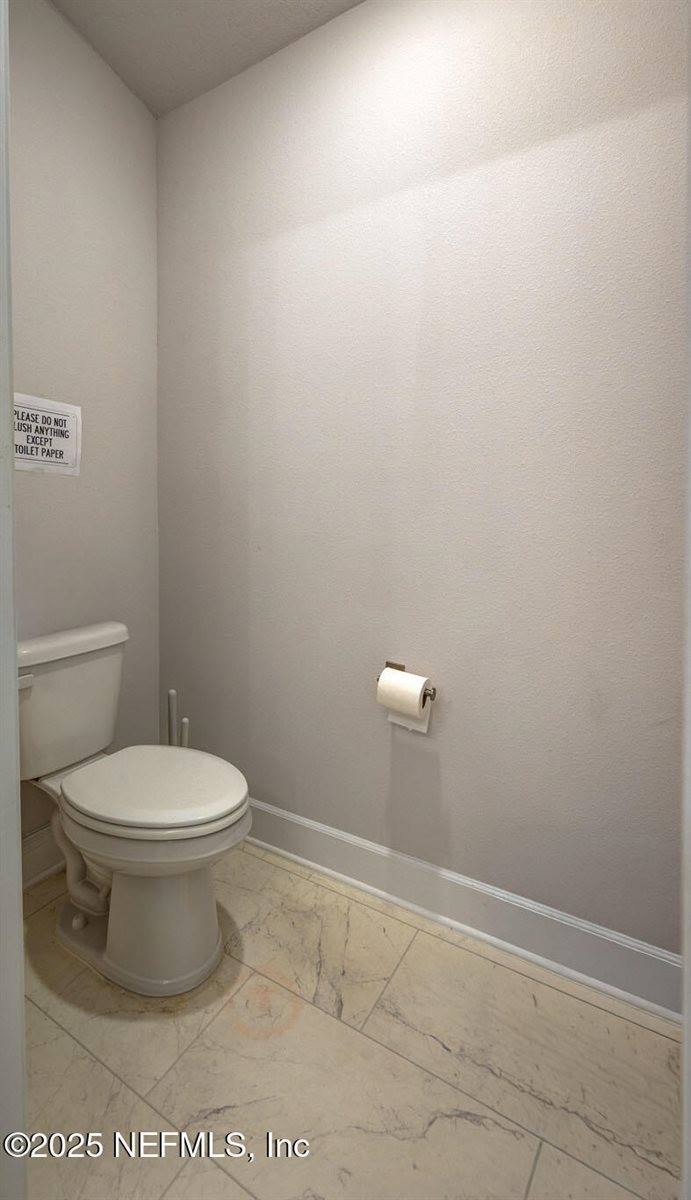 5848 Gilchrist Oaks Court, Jacksonville, FL 32219