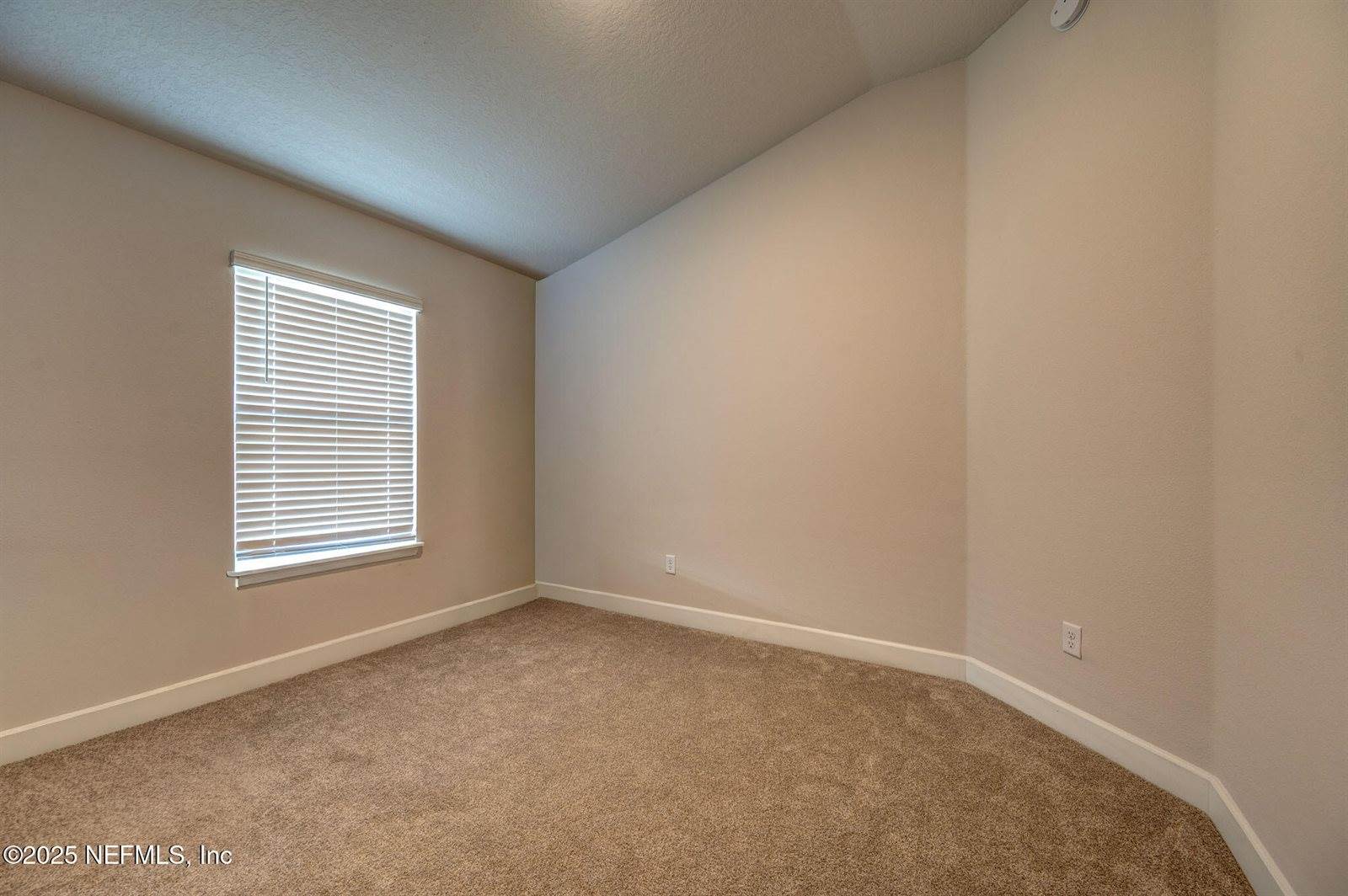 5848 Gilchrist Oaks Court, Jacksonville, FL 32219