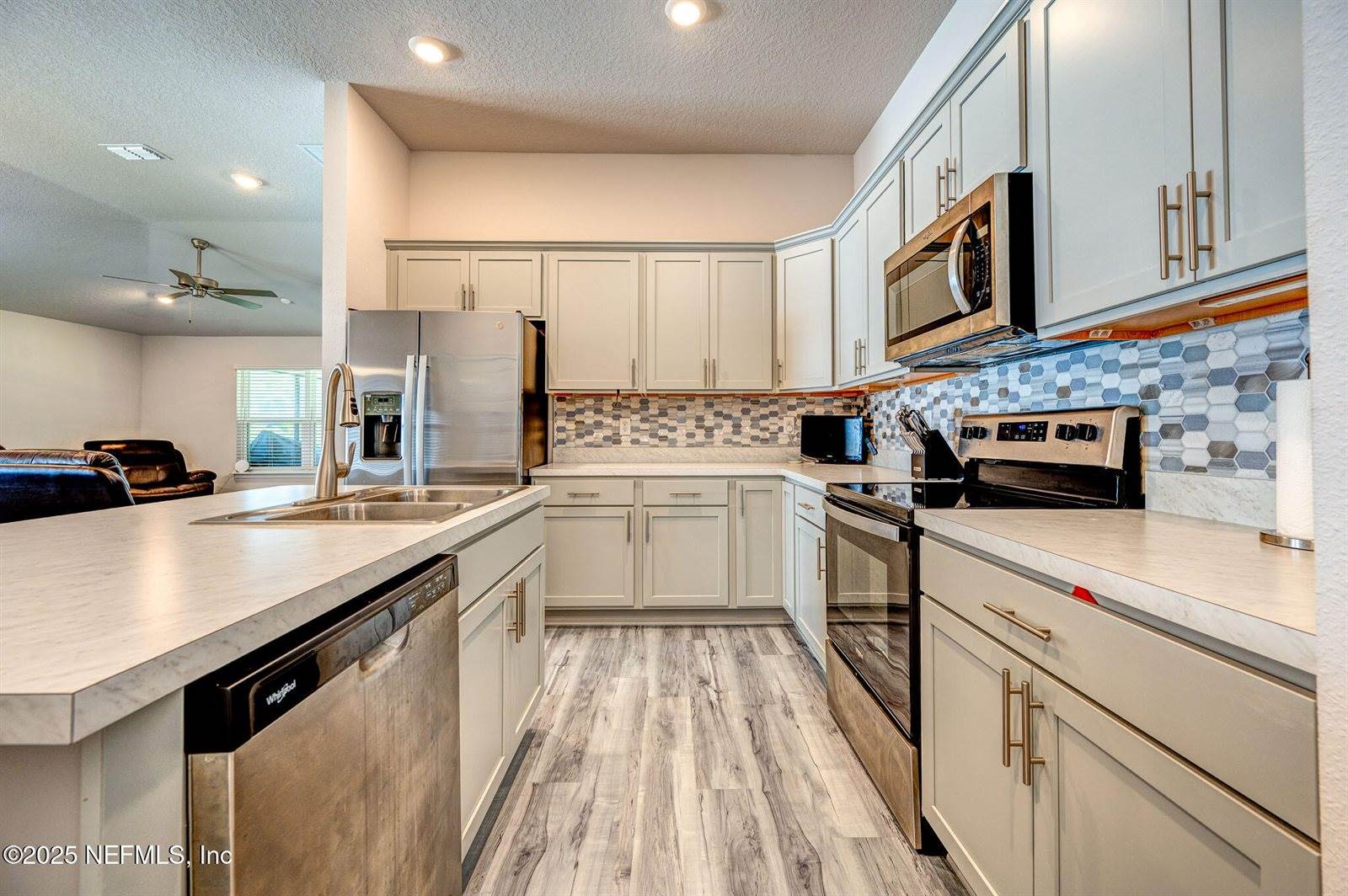 5848 Gilchrist Oaks Court, Jacksonville, FL 32219