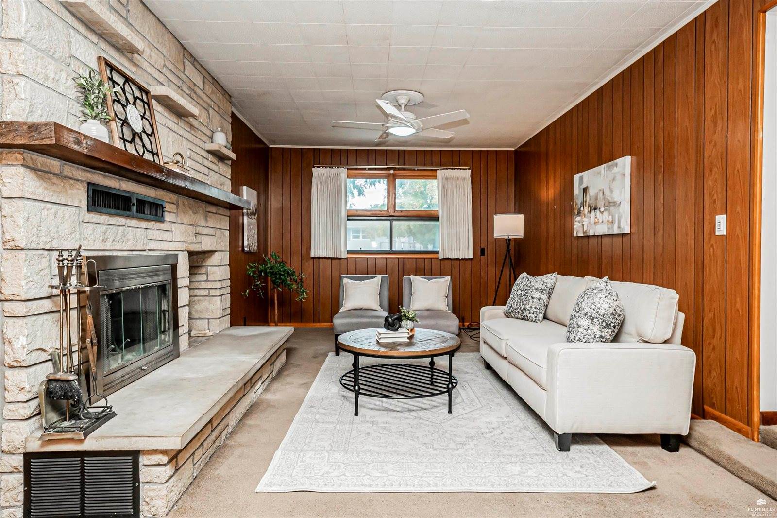 501 West Oak Street, Junction City, KS 66441