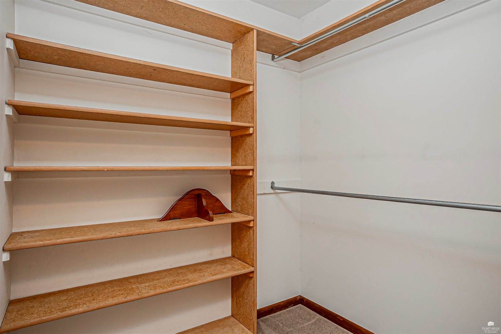 501 West Oak Street, Junction City, KS 66441