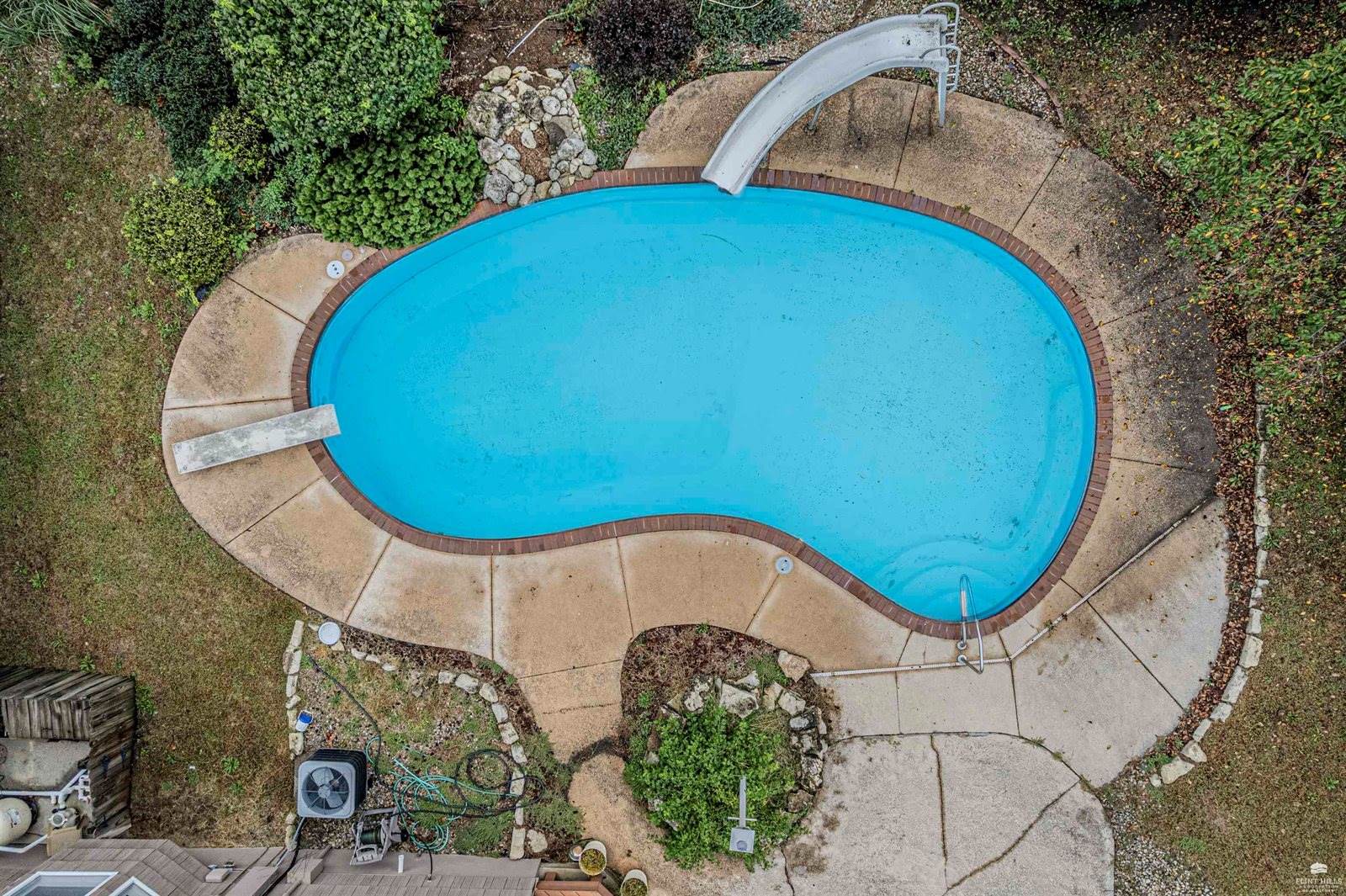 501 West Oak Street, Junction City, KS 66441