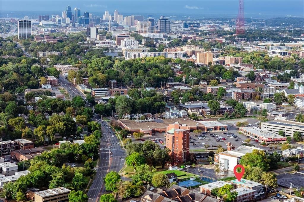 4213 Clark Avenue, Kansas City, MO 64111