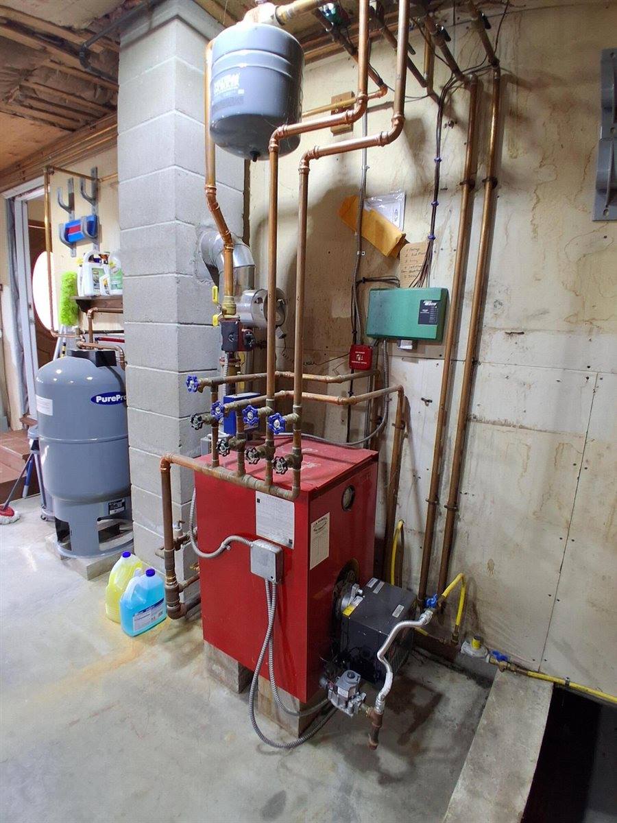 214 Augusta Rockland Road, Windsor, ME 04363