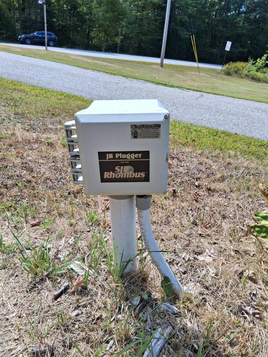 214 Augusta Rockland Road, Windsor, ME 04363