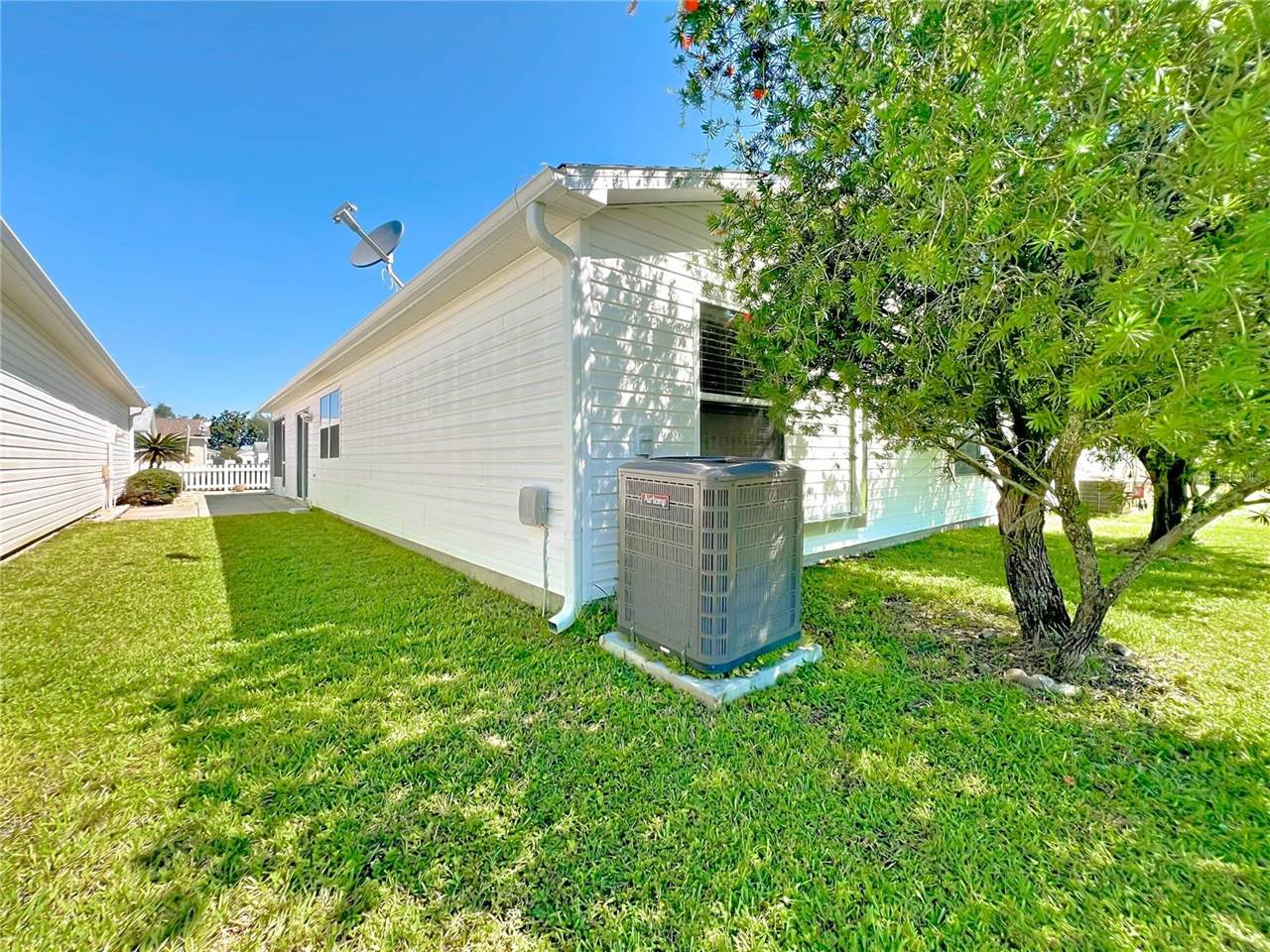 2140 Estevez Drive, The Villages, FL 32159