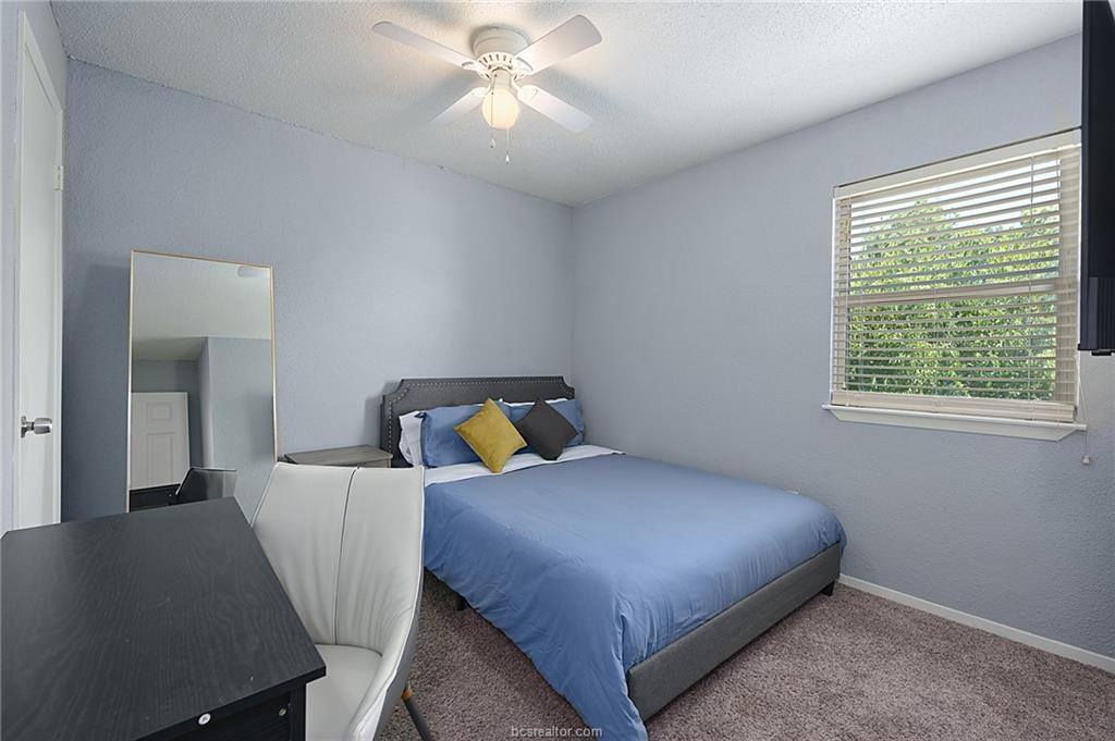 1537 Pine Ridge Drive, College Station, TX 77840