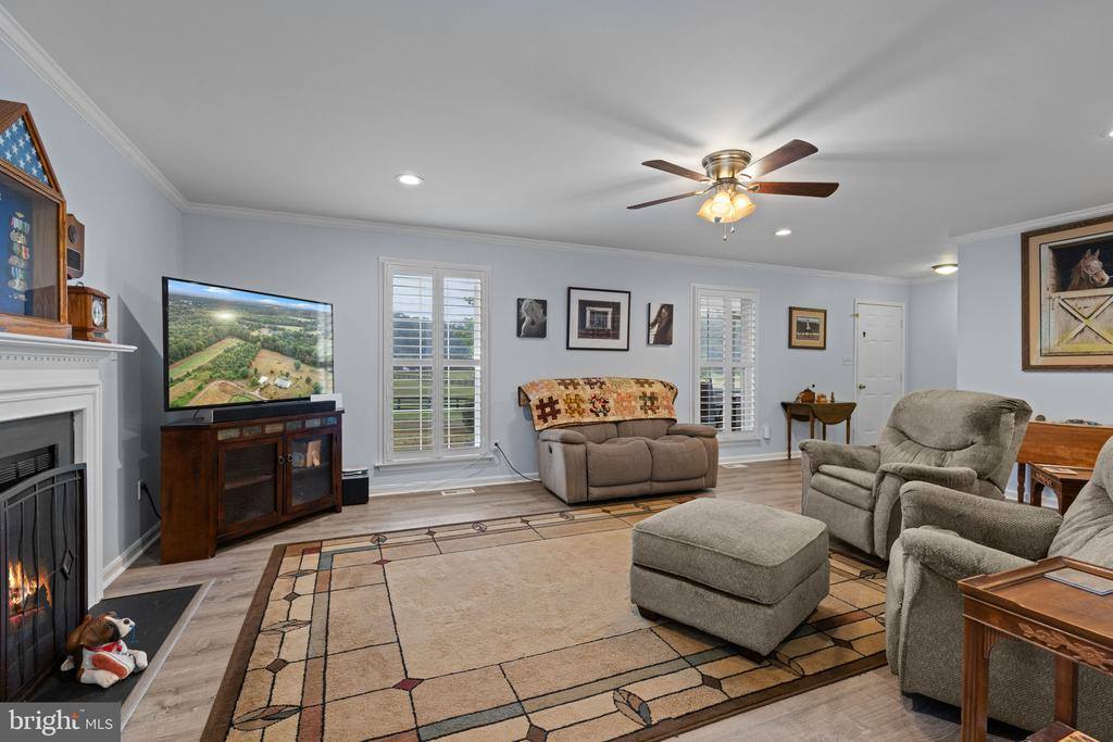 9178 Hannah Dustin, Casanova, VA 20139